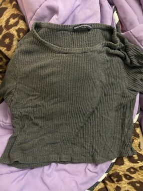 Brandy Melville crop top
